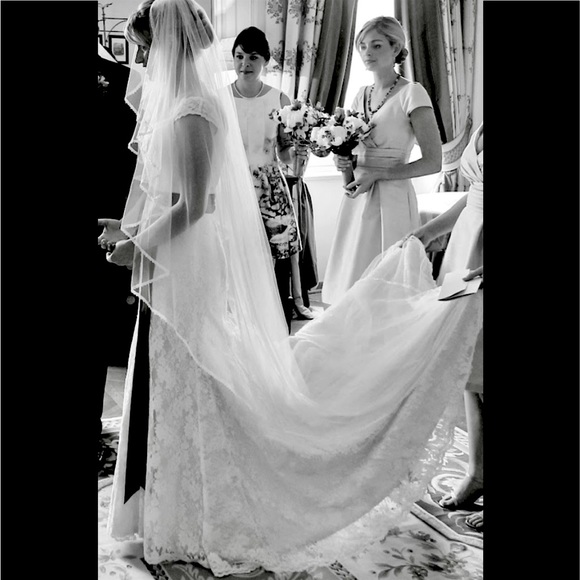 Couture silk veil Sassi holford in ivory - Picture 1 of 1